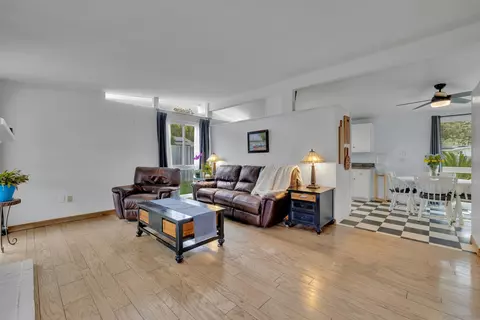 Living - 13834 Tobiasson Rd, Poway, CA 92064 photo 4 of 4