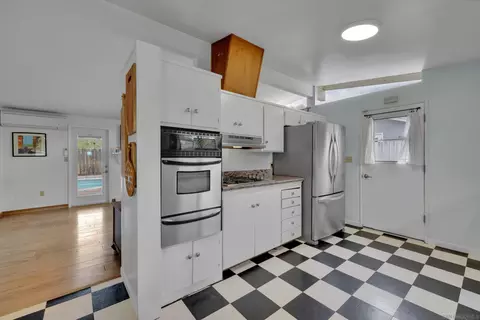 Kitchen - 13834 Tobiasson Rd, Poway, CA 92064 photo 2 of 3