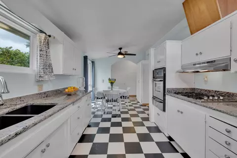 Kitchen - 13834 Tobiasson Rd, Poway, CA 92064 photo 1 of 3