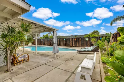 Exterior - 13834 Tobiasson Rd, Poway, CA 92064 photo 6 of 10
