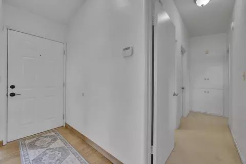 Entry Way - 13834 Tobiasson Rd, Poway, CA 92064 photo 2 of 3