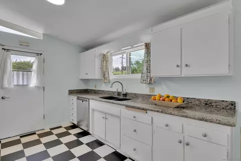 Kitchen - 13834 Tobiasson Rd, Poway, CA 92064 photo 3 of 3