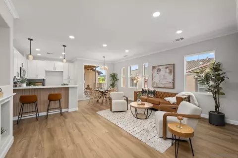 12665 Creekview Dr #140, San Diego, CA 92128