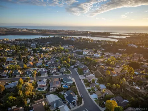 View/Area - 4103 Isle Dr, Carlsbad, CA 92008 photo 2 of 5