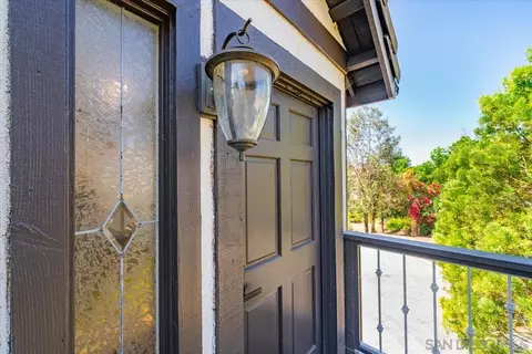 Exterior - 2114 Vista Valle Verde Dr, Fallbrook, CA 92028 photo 7 of 12
