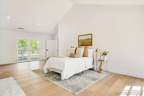 Bedroom - 2114 Vista Valle Verde Dr, Fallbrook, CA 92028 photo 1 of 9