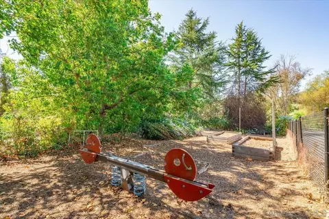 Other - 2114 Vista Valle Verde Dr, Fallbrook, CA 92028 photo 10 of 11