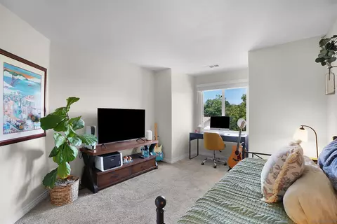 Bedroom - 9546 Sage Hill Way, Escondido, CA 92026 photo 1 of 4