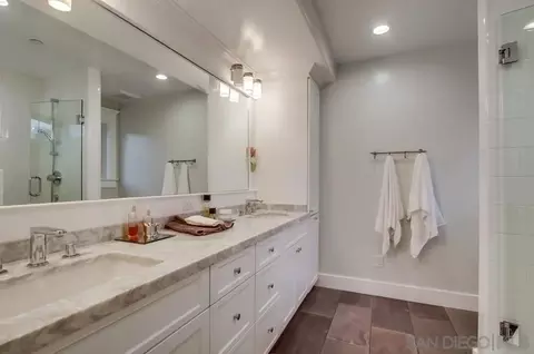 Bath - 240 B Ave, Coronado, CA 92118 photo 2 of 8