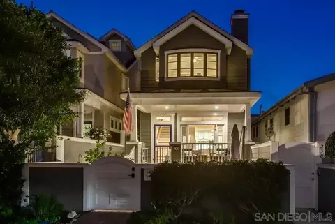 Exterior - 240 B Ave, Coronado, CA 92118 photo 4 of 10