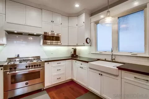 Kitchen - 240 B Ave, Coronado, CA 92118 photo 4 of 6
