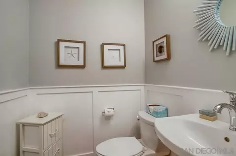 Bath - 240 B Ave, Coronado, CA 92118 photo 1 of 8