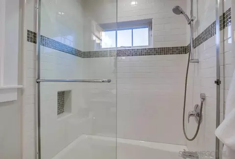 Bath - 240 B Ave, Coronado, CA 92118 photo 6 of 8