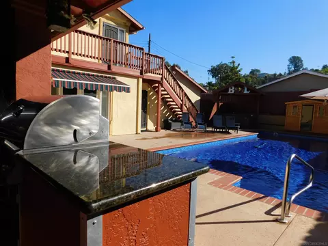 Exterior - 1079 Cosmo Ave, El Cajon, CA 92019 photo 10 of 14