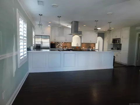 Kitchen - 1079 Cosmo Ave, El Cajon, CA 92019 photo 7 of 10