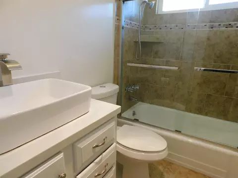 Bath - 1079 Cosmo Ave, El Cajon, CA 92019 photo 1 of 4