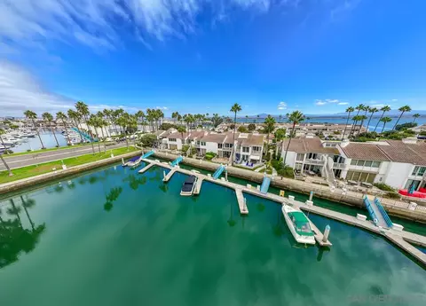 94 Kingston Ct, Coronado, CA 92118