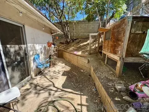 Exterior - 8733 Winter Gdns, Lakeside, CA 92040 photo 3 of 6