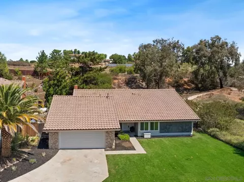 View/Area - 13010 Pomard Way, Poway, CA 92064 photo 1 of 2