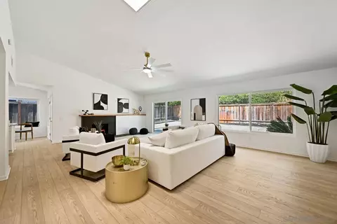Living - 13010 Pomard Way, Poway, CA 92064 photo 2 of 3