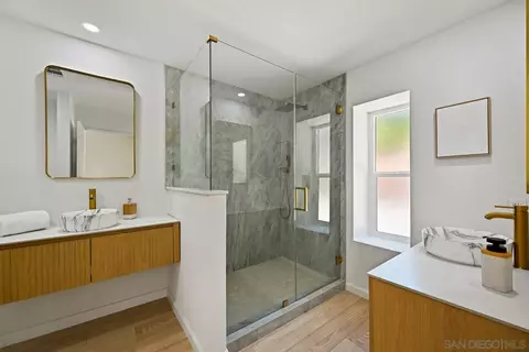 Bath - 13010 Pomard Way, Poway, CA 92064 photo 1 of 2