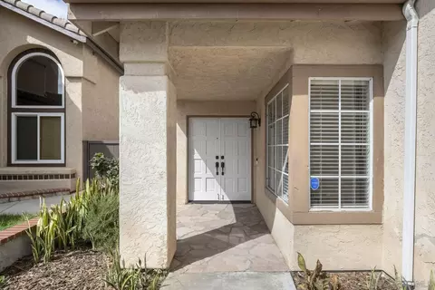 1632 Mountain Pass Cir, Vista, CA 92081 photo 4