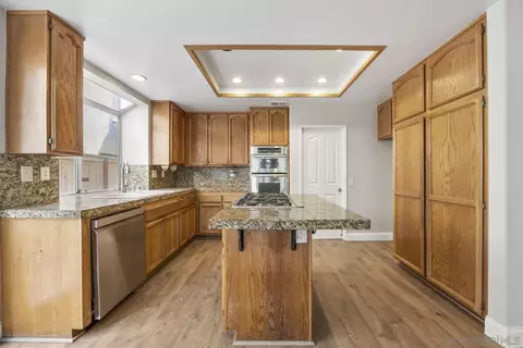 1632 Mountain Pass Cir, Vista, CA 92081 photo 10