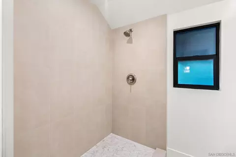 Bath - 8648 Valley View Trl, Pine Valley, CA 91962 photo 2 of 4