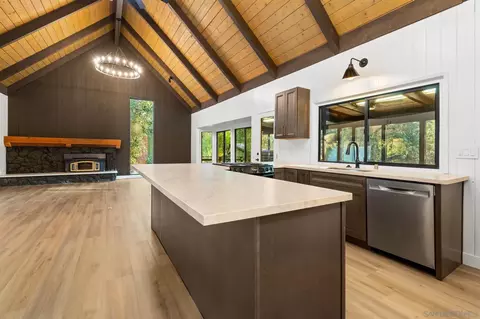 Kitchen - 8648 Valley View Trl, Pine Valley, CA 91962 photo 2 of 5