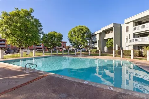 1060 E Washington Ave #5, Escondido, CA 92025