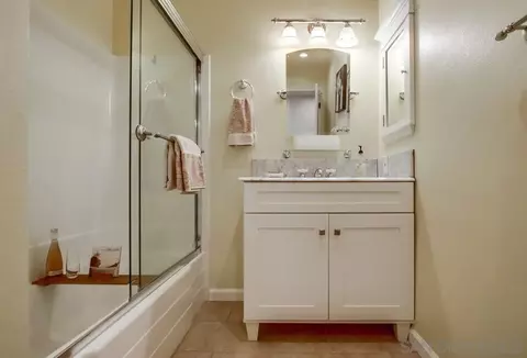 Bath - 16632 Roca Dr, San Diego, CA 92128 photo 3 of 4
