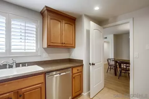 Kitchen - 16632 Roca Dr, San Diego, CA 92128 photo 4 of 4