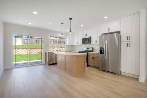 Kitchen - 12634 Roberto Way, Poway, CA 92064 photo 2 of 4