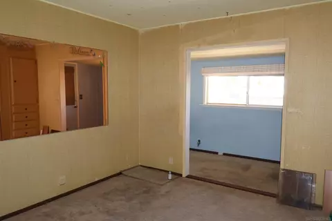 Living - 4747 Oak Crst #48, Fallbrook, CA 92028 photo 4 of 4