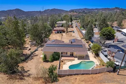 10955-10957 Valle Vista Rd, Lakeside, CA 92040