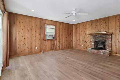 Living - 9130 Shirley Dr, La Mesa, CA 91941 photo 12 of 12