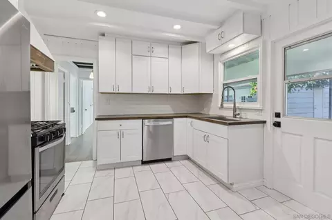 Kitchen - 9130 Shirley Dr, La Mesa, CA 91941 photo 1 of 4