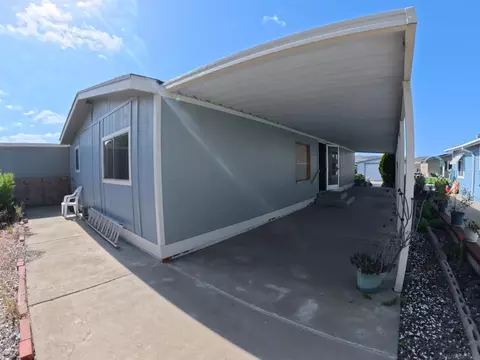 5201 Colonial Way, Oceanside, CA 92057 photo 3