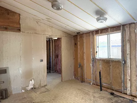 5201 Colonial Way, Oceanside, CA 92057 photo 12