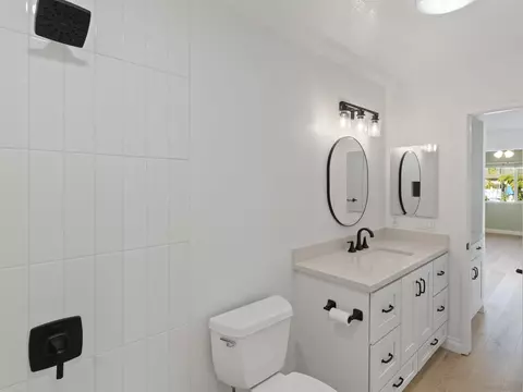 Bath - 3579 Twilight Ln, Oceanside, CA 92056 photo 4 of 4
