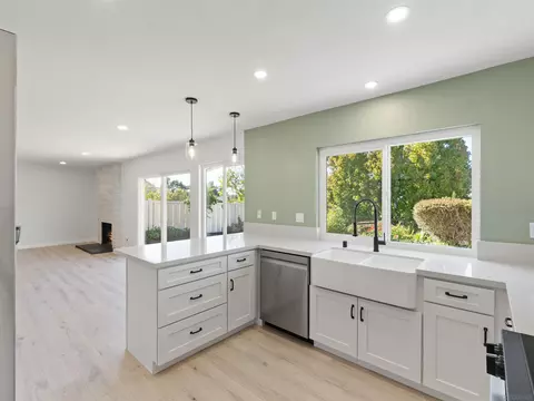 Kitchen - 3579 Twilight Ln, Oceanside, CA 92056 photo 3 of 5
