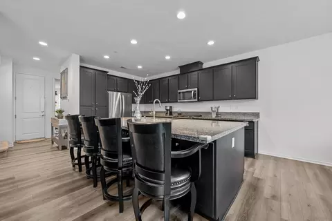 Kitchen - 38512 Rosegate Pl, Murrieta, CA 92563 photo 2 of 2