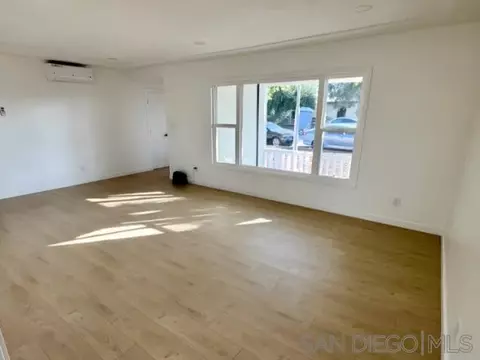 Living - 618 La Presa Ave, Spring Valley, CA 91977 photo 1 of 2