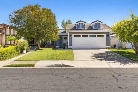 Exterior - 42136 Teatree Ct, Temecula, CA 92591 photo 4 of 20