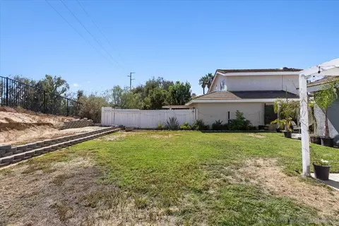 Exterior - 42136 Teatree Ct, Temecula, CA 92591 photo 13 of 20