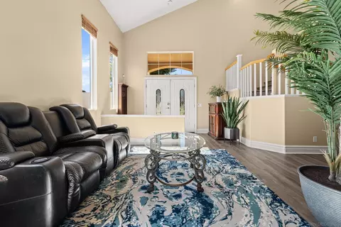 Entry Way - 32284 Placer Belair, Temecula, CA 92591 photo 1 of 2