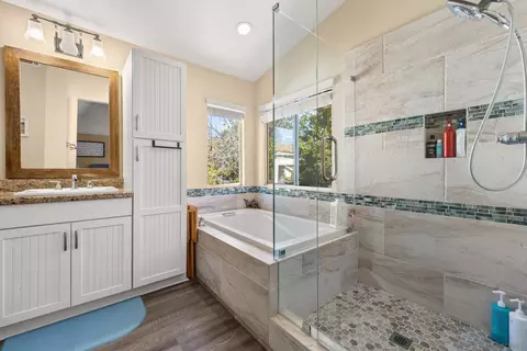 Bath - 32284 Placer Belair, Temecula, CA 92591 photo 3 of 4