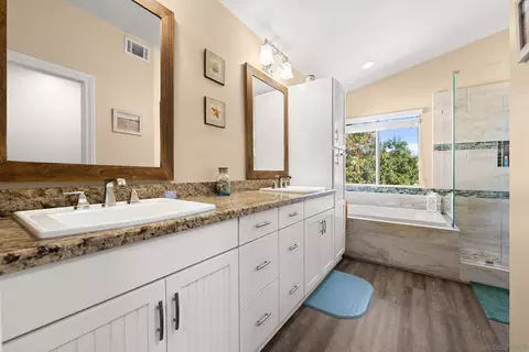 Bath - 32284 Placer Belair, Temecula, CA 92591 photo 4 of 4
