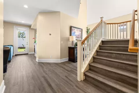 Entry Way - 32284 Placer Belair, Temecula, CA 92591 photo 2 of 2