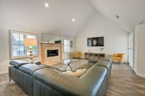 7635 Draper Ave, La Jolla, CA 92037 photo 23